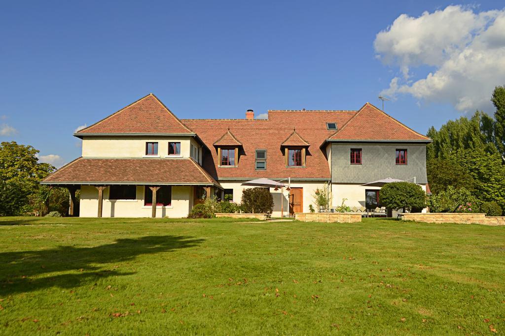 Le Clos Leonard Amboise Exterior photo